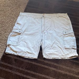 EUC MENS CARHARTT CARGO SHORTS